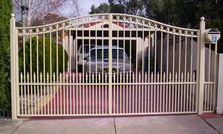 Primrose colour driveway gate 