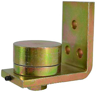 Bottom race bearing for heavy gates