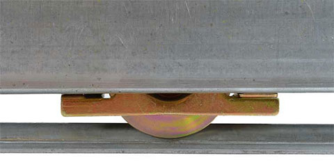 90mm Sliding gate wheel showing height clearance 