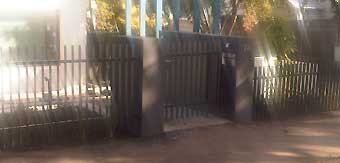 Steel Blade gate 10