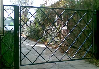 Cross Bar Gate 